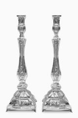 Contoured Mekushat shabbos candlesticks
