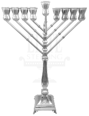 Chabad  Gamla Mekushat Menorah